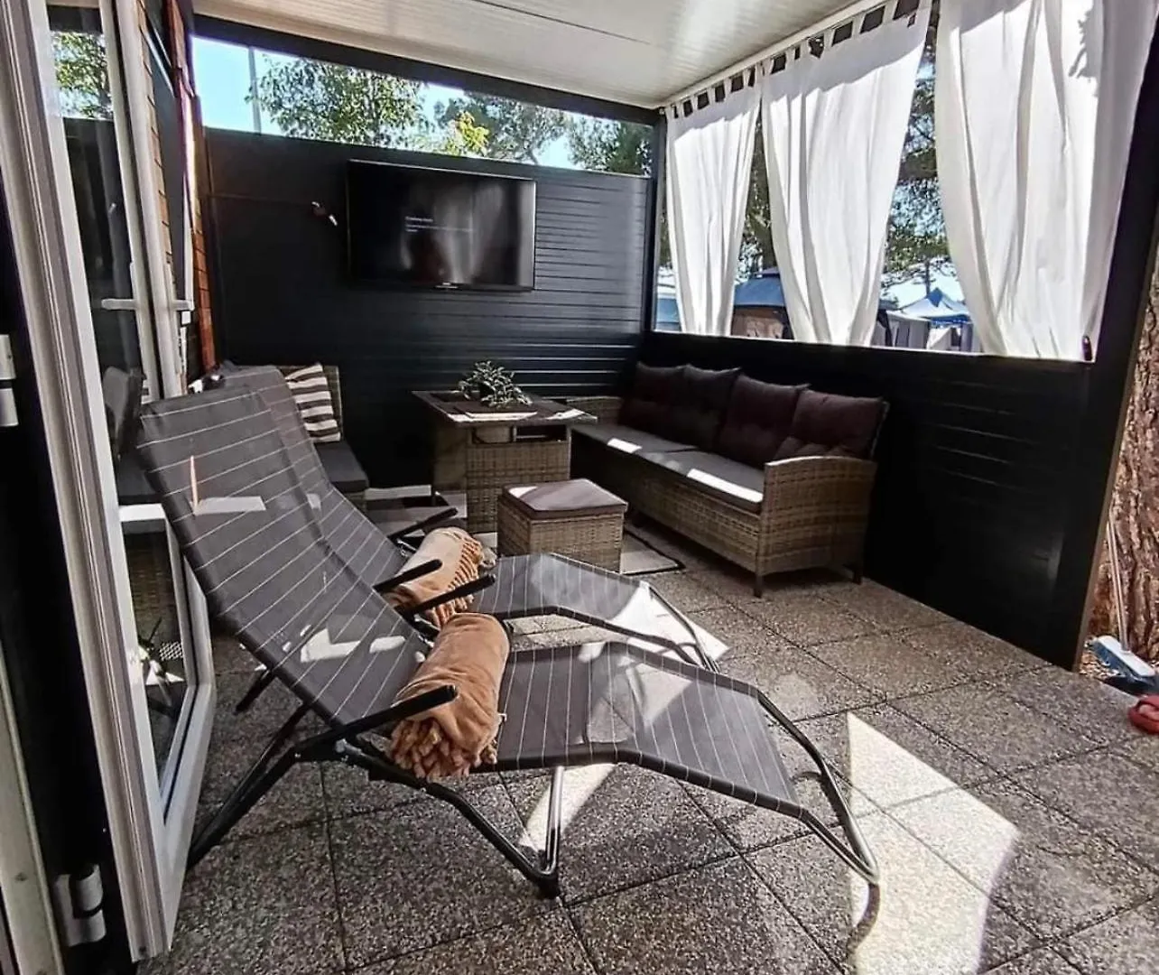 Charly Mobile-Home Privlaka  Croatia